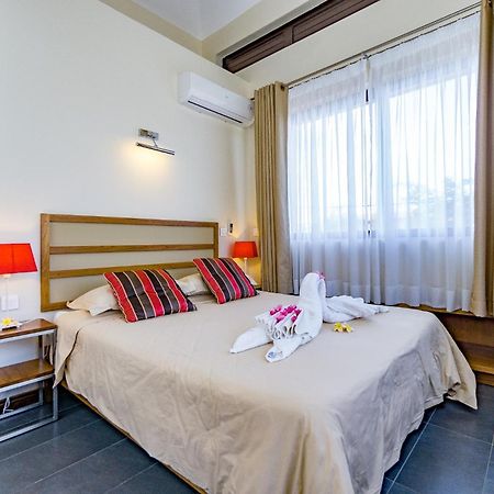 Villasun Luxury Apartments & Villas Flic en Flac Экстерьер фото